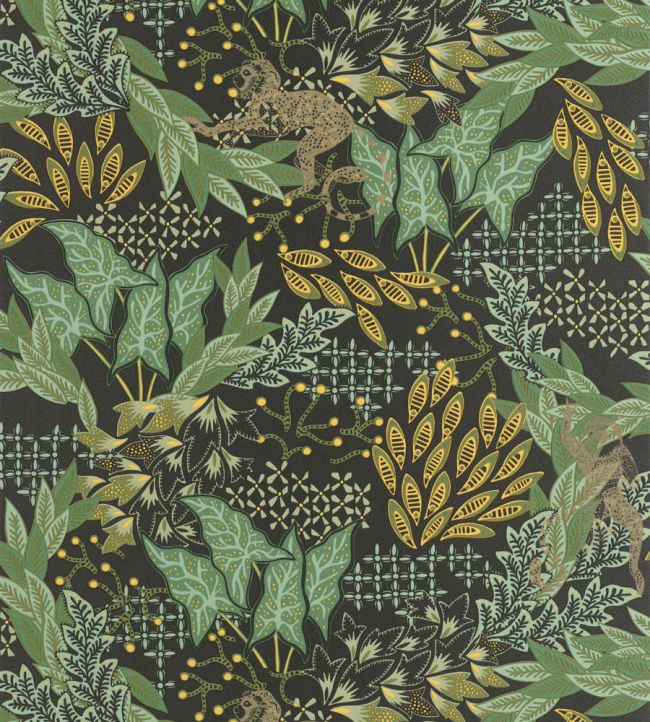 Jungle Banana Palm Leaves Emerald Green Wallpaper | Graham & Brown Borneo