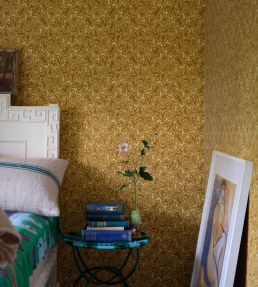 Feuille Wallpaper by Farrow & Ball Pink Ground / Templeton Pink