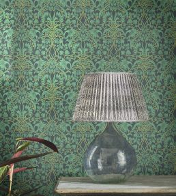 Fritillerie Wallpaper in Green by GP & J Baker | Jane Clayton